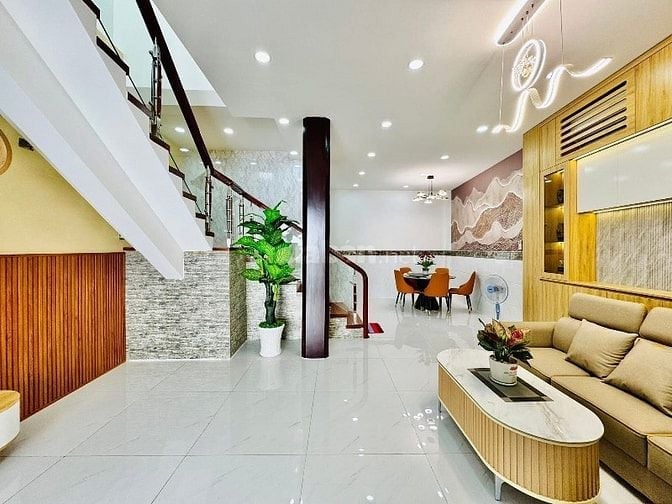 Định cư bán nhanh nhà Xô Viết Nghệ Tĩnh, BT. 53,5m2 giá 3ty170 TL nhẹ