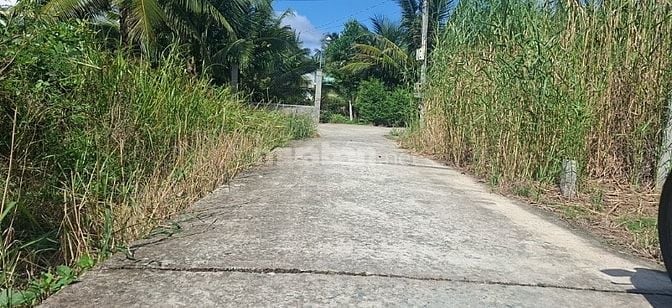 Bán nền mặt tiền gần kế bên khu du lịch đường sông xã Thanh Tân 