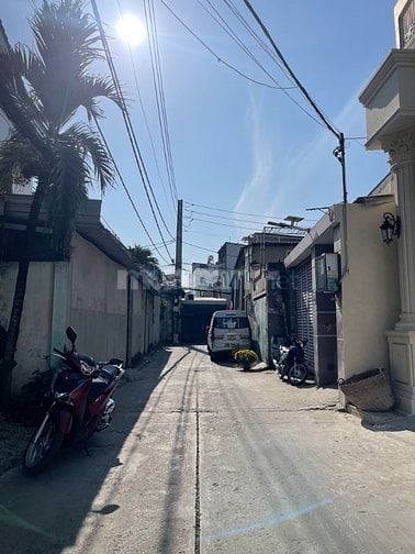 🏠Ngay Metro, Q.12, 3 tầng, 72m2, Hẻm xe tải, Tặng Full Nội Thất