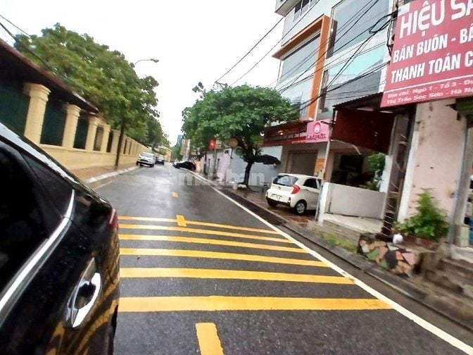 🔥LÔ HOA HẬU TẠI TRUNG TÂM THỊ TRẤN SÓC SƠN🔥🔥 