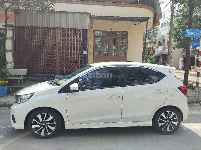 Bán xe Honda Brio chính chủ, biển số trắng (61A)