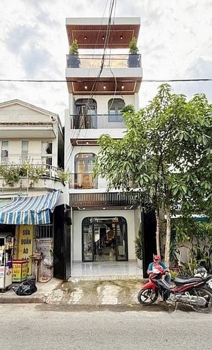 Đi nước ngoài định cư bán gấp nhà ở đường Bắc Hải, phường 15, quận 10,