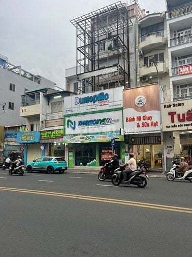 Cho thuê mặt tiền 104 - 106 đường Phan Đình Phùng P. 2, Q.Phú Nhuận