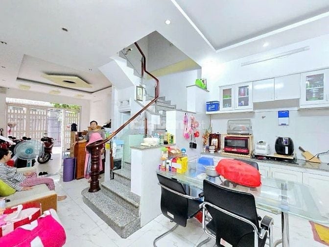 Tôi giảm 500tr để xử lý NH,6.3x10m,Nguyễn Xí,Bình Thạnh,hơn 7ty