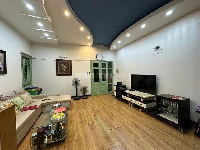 Bán Biệt Thự 255m2 Linh Đàm, mặt tiền 14m, giá 60 tỷ