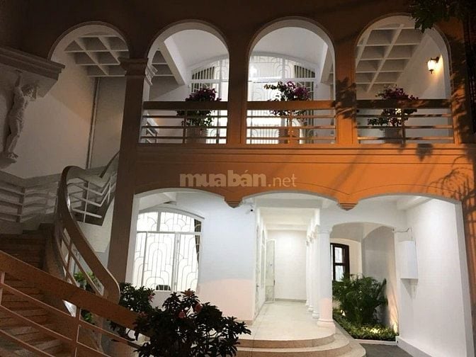 Giảm 15 Tỷ Bán Gấp Biệt Thự Nội Bộ Nguyễn Văn Trỗi, 8x30m, 210m2, 2Lầu