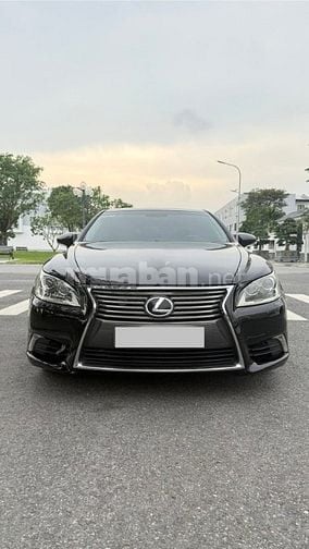 Bán Lexus LS460L, sản xuất 2014. Xe đi ít cực mới.