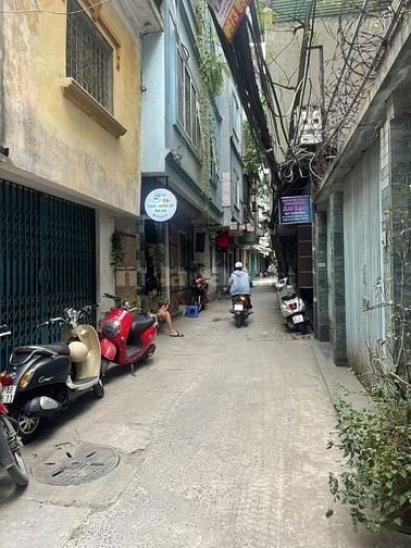 Bán nhà ngõ phố Trần Khát Chân Hà Nội tiện kinh doanh ngõ ô tô 
