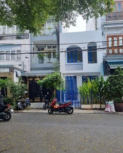 Bán nhà hẻm 52 Thoại Ngọc Hầu, phường Phú Thạnh, dt 4x20m 1 lầu 8,6 tỷ