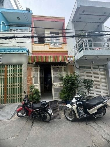 Cư Xá Phan Đăng Lưu,3Tầng,An Ninh,Ngay UBND,Cạnh Trường,Bệnh Viện 