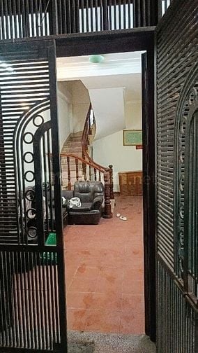 Cho thuê nhà ngõ 454 Minh Khai, Hai Bà Trưng, 5 tầng, ngõ rộng thoáng