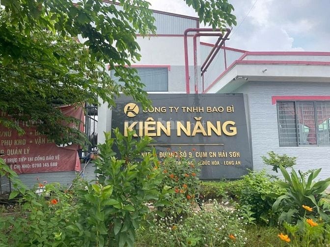 CẦN TUYỂN 10 NAM NỮ LAO ĐỘNG PHỔ THÔNG - LÀM VIỆC TẠI ĐỨC HÒA LONG AN.