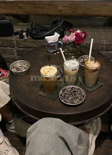 CẦN 2 BẠN PHỤ BÁN HÀNG ĐỒ UỐNG GIẢI KHÁT CÁC LOẠI