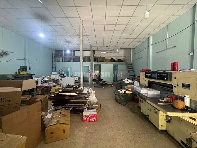 Cho thuê xưởng đường Hương Lộ 2 . 8,5 x24m đúc lửng 