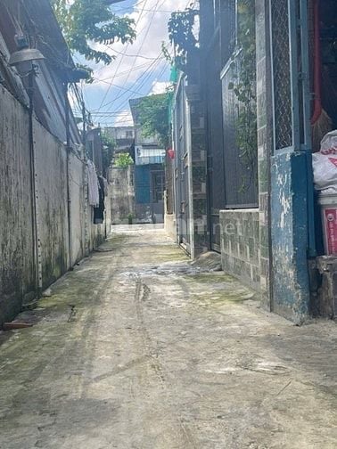 TÂN PHÚ - NGAY LƯƠNG THẾ VINH - HẺM THÔNG THOÁNG - VÀI BƯỚC RA HẺM XE 