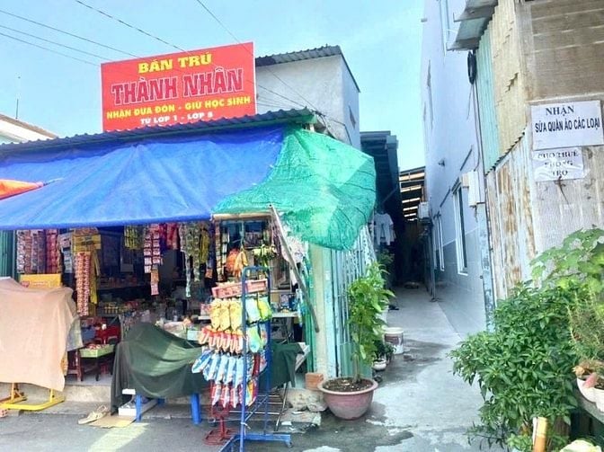 Làm ăn thua lỗ nên bán nhà trọ 1 kiot và 4 phòng ở Hóc Môn 850 triệu