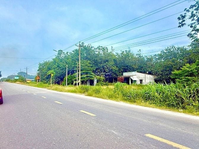 ĐẤT TP.HCM-NẰM TRÊN MẶT TIỀN ĐƯỜNG 42M