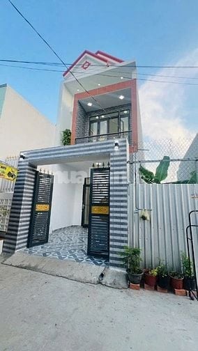 Bán nhà đường Hoàng Phan Thái, gần trường cấp 2 Bình Chánh