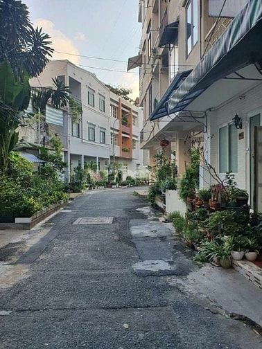 Bán căn hộ lầu 2 chung cư 44Bis Phan Liêm