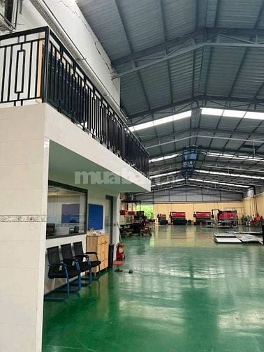Kho xưởng cho thuê giá rẻ , Bình Chánh , DT: 2,500m2 , giá 120tr/th