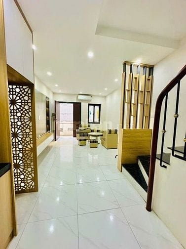 Bán CHTT (Tầng 2+3) phố Nguyễn An Ninh giá 2,98 Tỷ, 75m2. 2N+VS