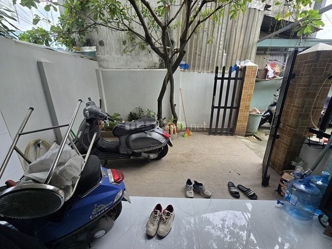 Cần bán ngay và luôn nằm trên đường số 8 giá chỉ nhỉnh 3 tỷ