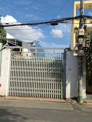 Bán đất mặt tiền đường 28 Cát Lái Quận 2 cũ giá 19 tỷ