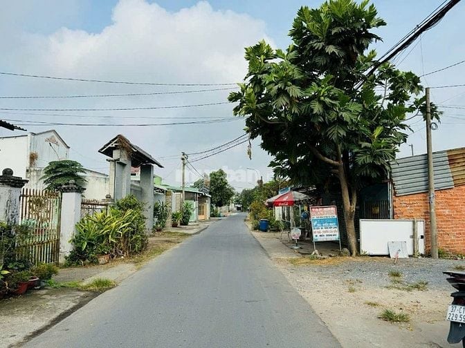 TÀI CHÍNH CHỈ 1 TỶ CHO LÔ ĐẤT 230M2 TẠI THỊ TRẤN - GIÁ TỐT CHO THÁNG 7