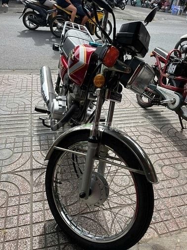 Bán xe côn tay CG125 mới đi 3000km