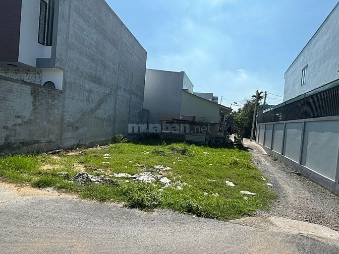 BÁN GẤP LÔ GÓC 168M2 ĐƯỜNG SUỐI LỘI TÂN THÔNG HỘI CỦ CHI GIÁ 720TR SHR