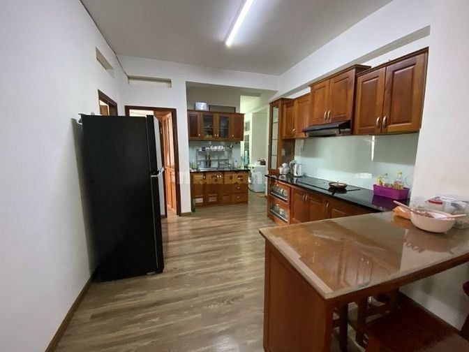 Gia đình đi định cư Mỹ – Cần bán căn hộ cao cấp Đặng Văn Ngữ, 84m2, 2p