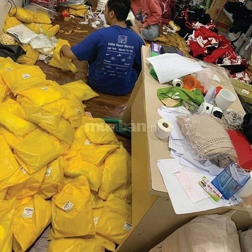 Tuyển Nhân Viên Phụ Kho Đóng Gói Dán Tem Ở Quận Tân Bình