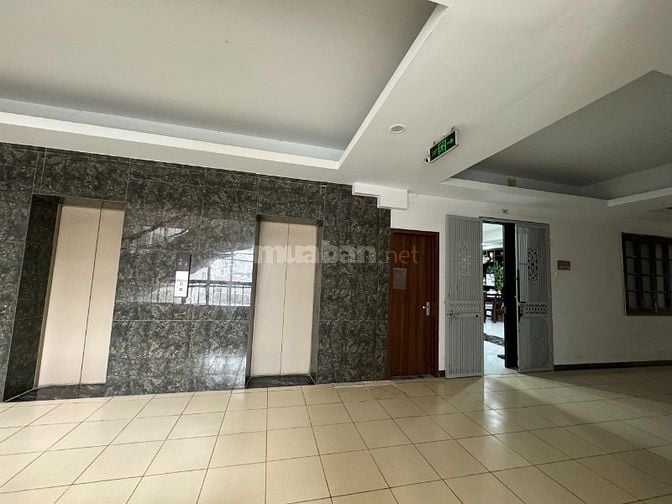 Nhà em bán lại căn hộ góc 3PN 95m2 toà CT2A chung cư Tân Tây Đô 3,8 tỷ