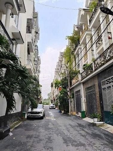 Bán gấp 2mt hẻm lớn đường hòa hảo quận 10, dt: 7 dài 14.5 dtcn: 94m2