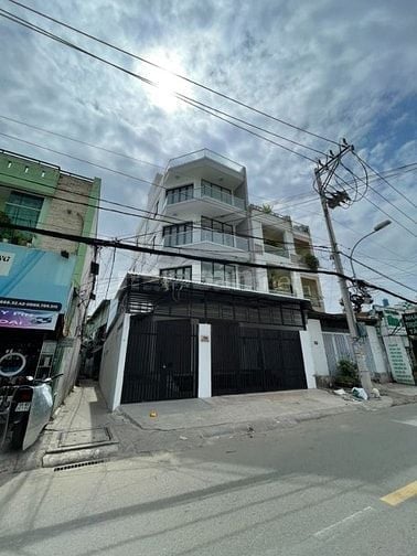 Cho thuê nhà góc 2MT đường Trần Thanh Mại, 7 x 20m, giá 27 triệu/tháng