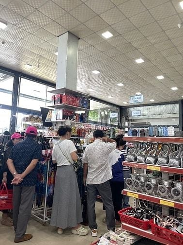 CẦN GẤP 15 NAM NỮ LAO ĐỘNG PHỔ THÔNG THỜI VỤ & CHÍNH THỨC ( BAO CƠM )