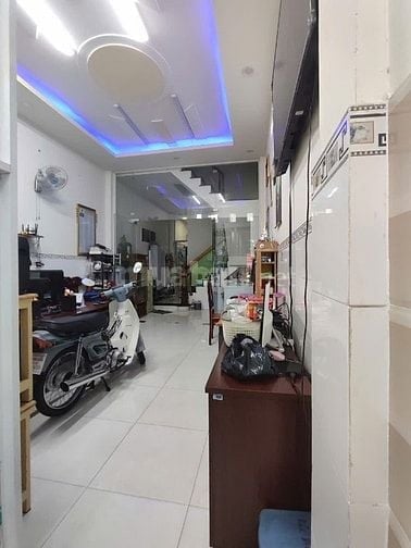 MẶT TIỀN ĐƯỜNG 11 – LINH XUÂN – NHÀ 3 TẦNG – DT 111M² – GIẢM 2.1 TY
