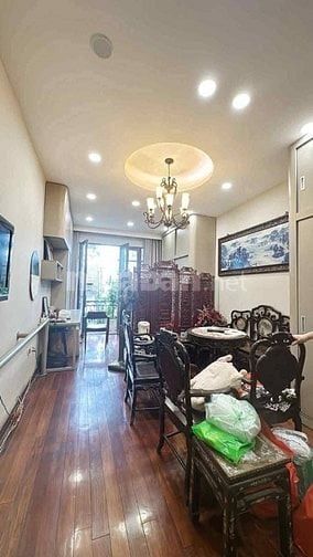 Bán nhà Mặt phố Yên Phụ sát Hồ Tây, 73m2, giá hợp lý, kinh doanh mạnh