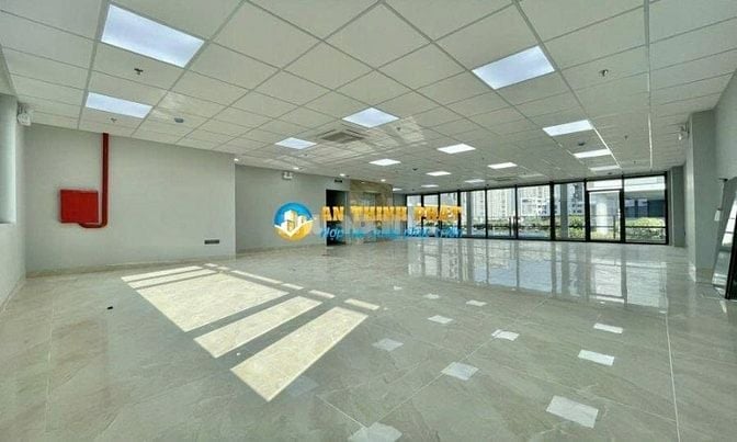 Mặt tiền 284c Lý Thường Kiệt Quận 10,DT:8x20m 4T hđt 200tr giá 30 tỷ