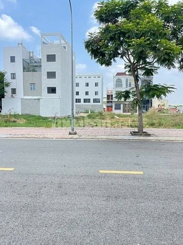 ĐẤT NỀN FULL THỔ CƯ NỞ HẬU- TÂY LÂN -75.6 M2- GẦN CHỢ MỸ NGA