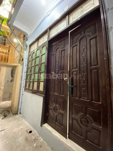 Cho thuê nhà riêng 20m2 4 tầng 1 tum ngõ 49 Vân Đồn Hai Bà Trưng HN