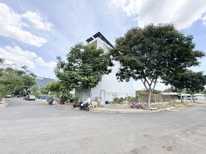 170M2 - LÔ GÓC ĐẶNG THUỲ TRÂM - NỞ HẬU - KHU XÂY 5 TẦNG