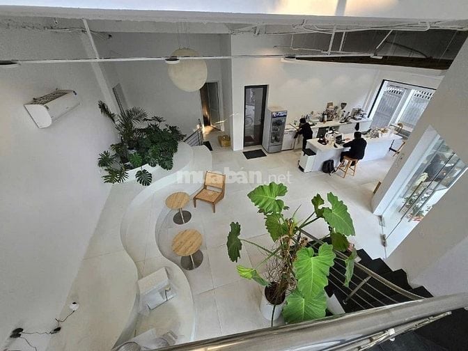 Bán biệt thự Lô Góc tại Trung Hoà, Cầu Giấy, Hà Nội