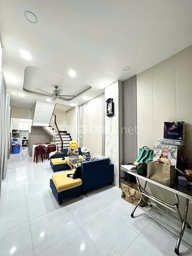 NHÀ 3 TẦNG – HẺM ÔTÔ – CẠNH KDC HỒNG LONG – HIỆP BÌNH PHƯỚC, CHỈ 4.7T