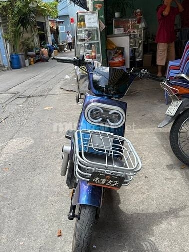 Cần bán xe đạp điện. 5 bình lớn. Trọng lượng 140 kg 