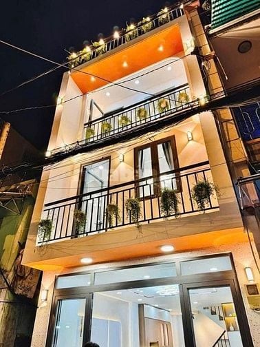 Bán NR Lê Văn Duyệt, 2,75 tỷ, 43m2, 4PN, 5WC, 3 tầng, giá cực chất