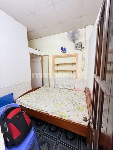 Bán nhà q4 3tỷ 9 diện tích sử dụng 64m2