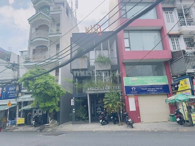 ( HÓT )Bán nhà MT Sầm Sơn,5x22m,5 Tầng,HĐ thuê 50tr/tháng,giá: 22.5 tỷ