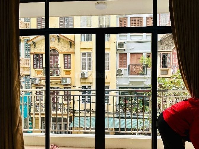 Cho thuê phòng trọ khép kín 40m2 Pháo Đài Láng