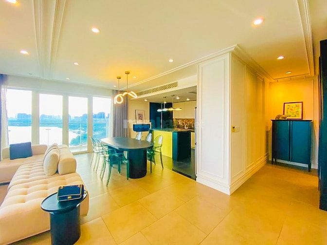 Bán hoặc cho thuê Duplex Diamond Island view sông 4 phòng ngủ 232m2